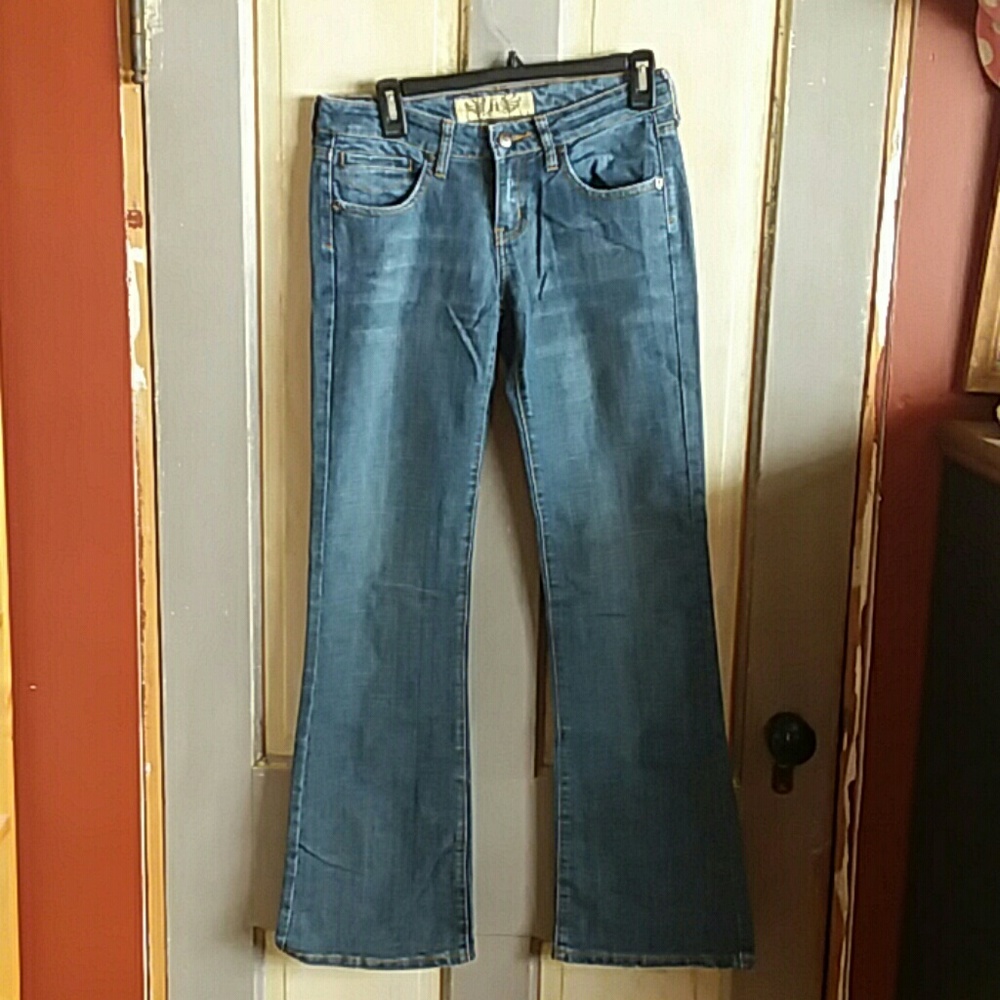 Hint jeans